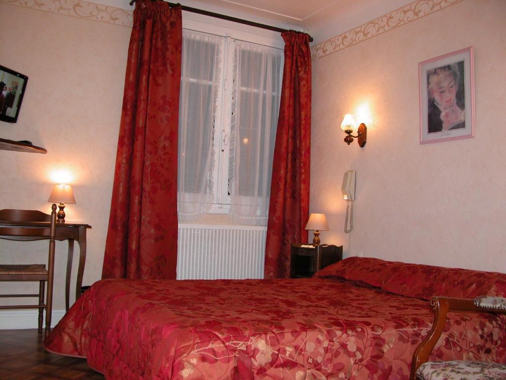 Auberge De La Musardiere Chagny  Room photo
